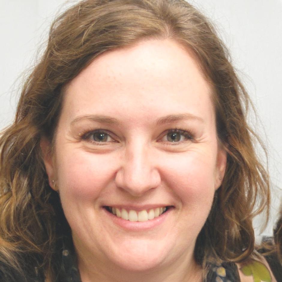 Friederike Lindenberg, Finanzanalystin